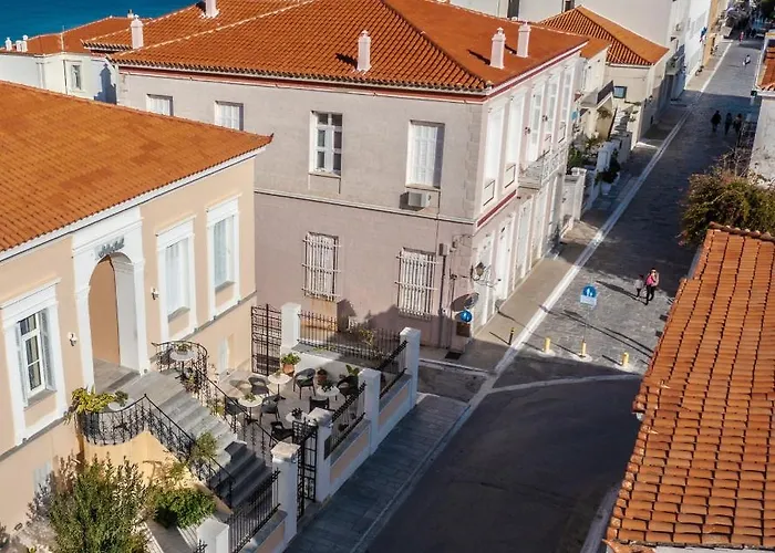 Archontiko Eleni Άνδρος