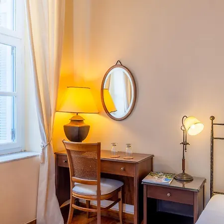 Hotel Archontiko Eleni Andros Town