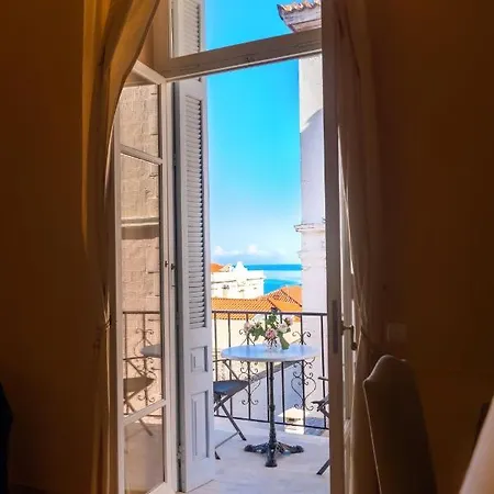 Archontiko Eleni 4*