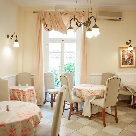 Hotell Archontiko Eleni 4*