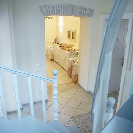 Archontiko Eleni Hotell 4*