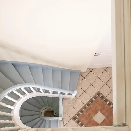 Hotell Archontiko Eleni Ándros