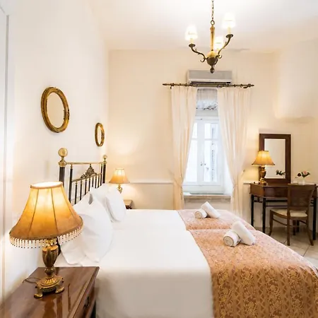 Hotell Archontiko Eleni Ándros