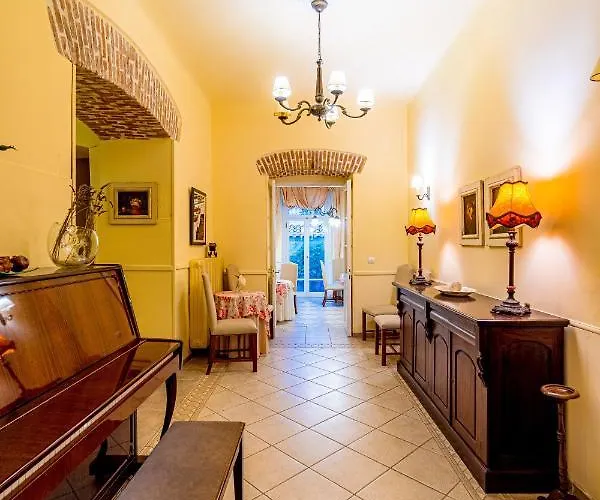 Archontiko Eleni 2* Ándros